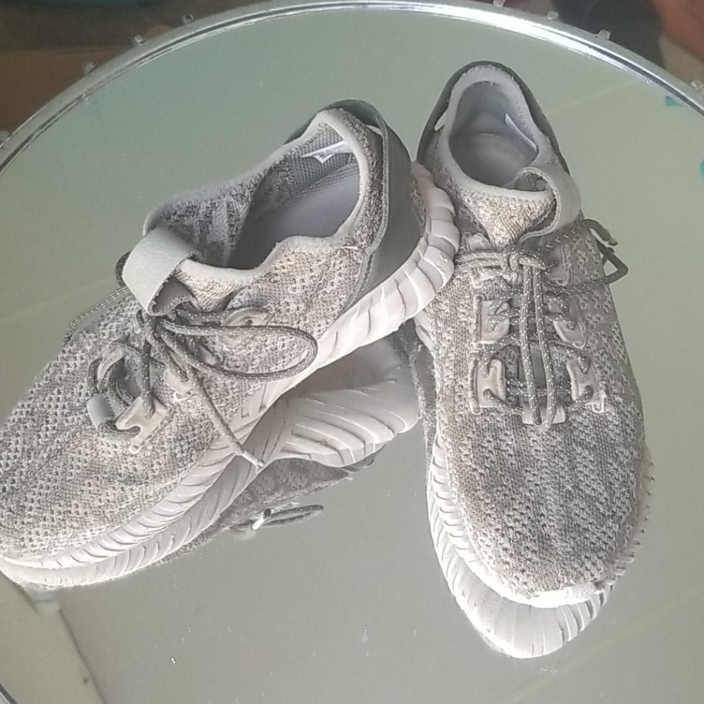 Army Green Athletic Adidas - Picture 1 of 6